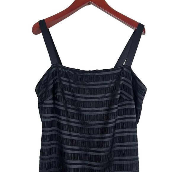 R&M Richards Black Midi Dress with Elegant Design - Picture 4 of 13